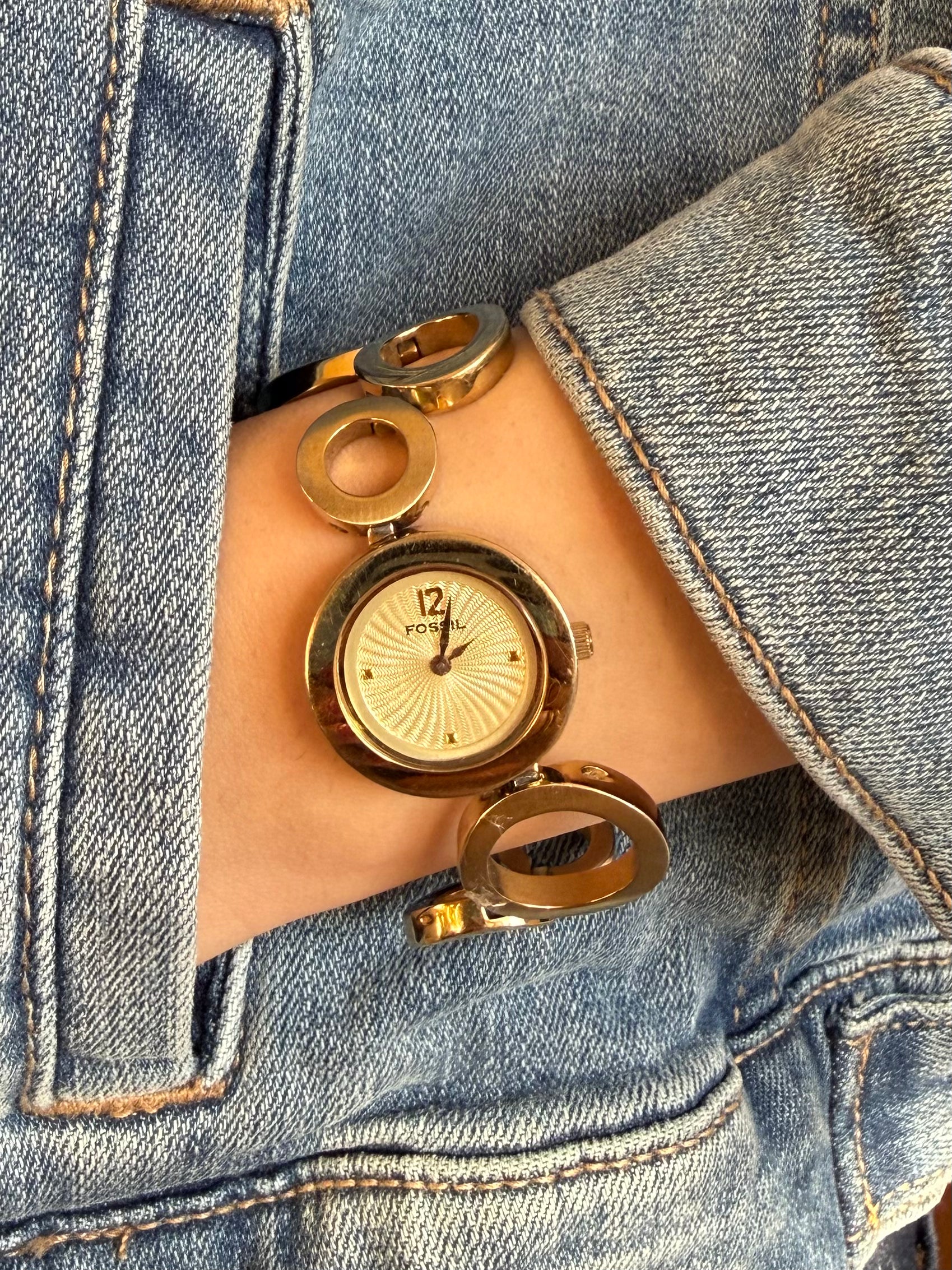 Fossil Circle Gold Watch